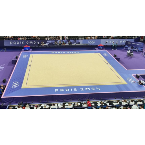 Соревновательный гимнастический помост для художественной гимнастики London