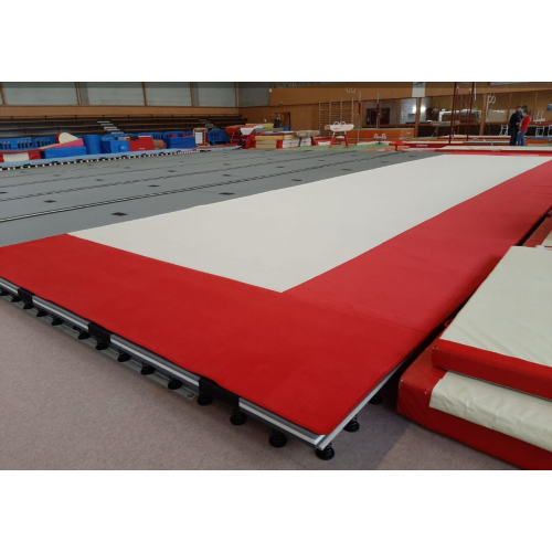 Гимнастический помост 14х14 (ковролиновое покрытие)