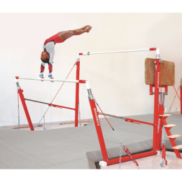 Тренировочные разновысокие брусья