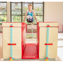 Параллельные брусья из пеноматериала 