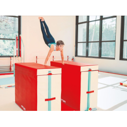 Параллельные брусья из пеноматериала 